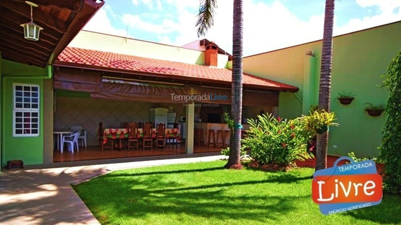 Apartamento para aluguel de temporada em Olímpia (Thermas Dos Laranjais)