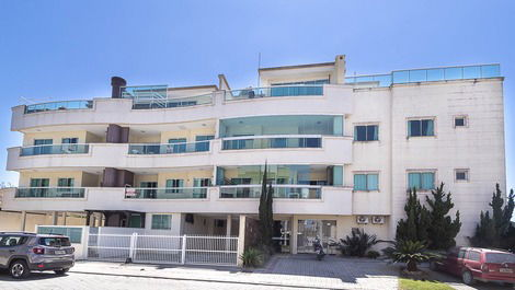 Duplex penthouse with jacuzzi in Mariscal 120 meters from the sea for 9 people