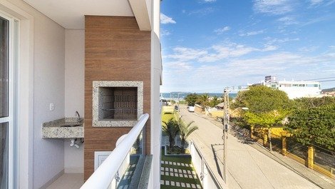 Duplex penthouse with jacuzzi in Canto Grande, with view, for 8 people