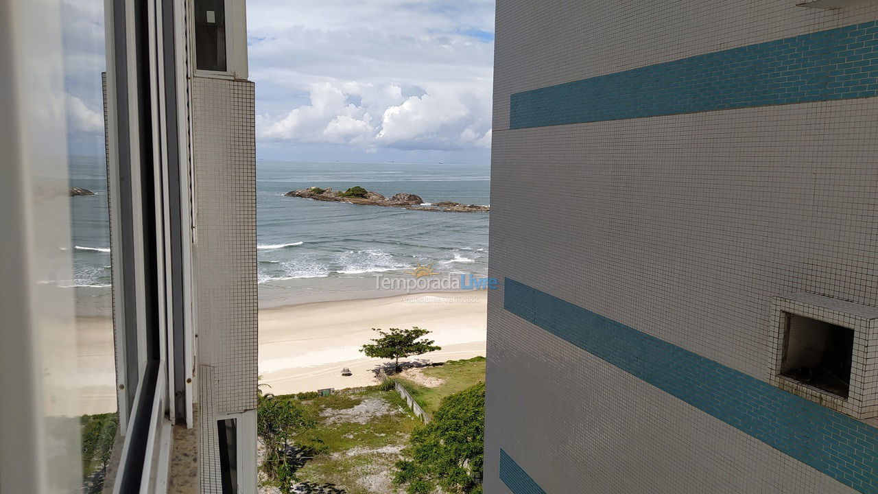 Apartamento para aluguel de temporada em Guarujá (Pitangueiras)