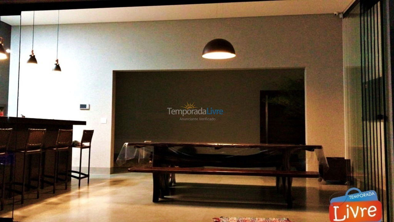 Casa para alquiler de vacaciones em Olímpia (Thermas Dos Laranjais)