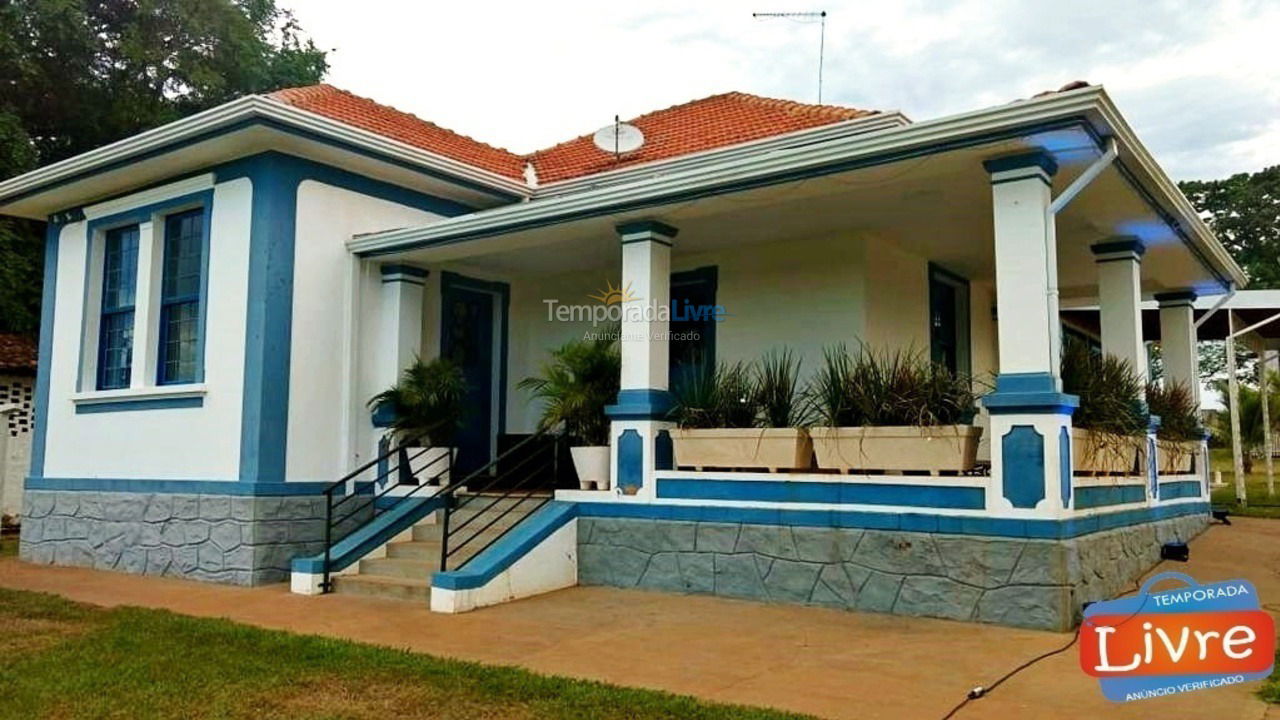 Casa para alquiler de vacaciones em Olímpia (Thermas Dos Laranjais)