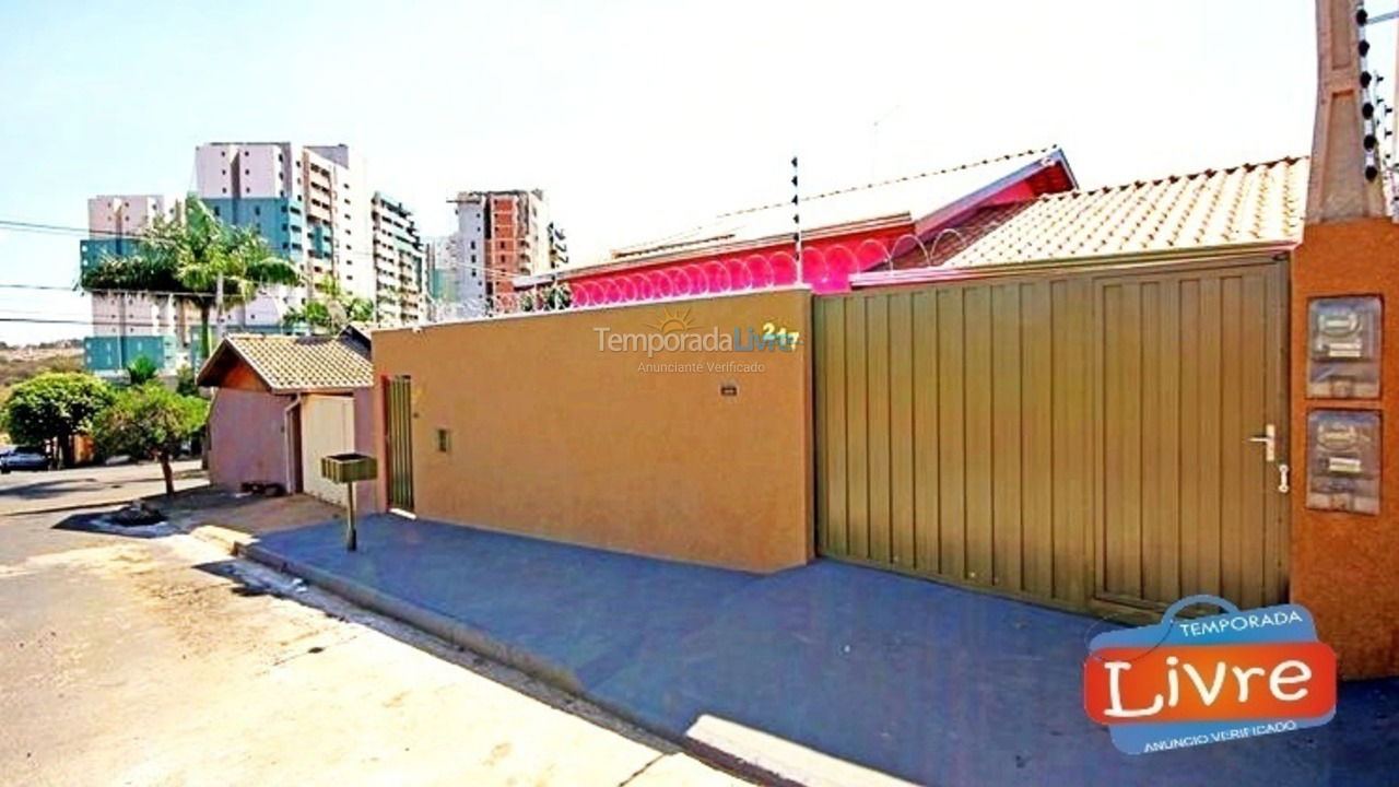 Casa para aluguel de temporada em Olímpia (Thermas Dos Laranjais)
