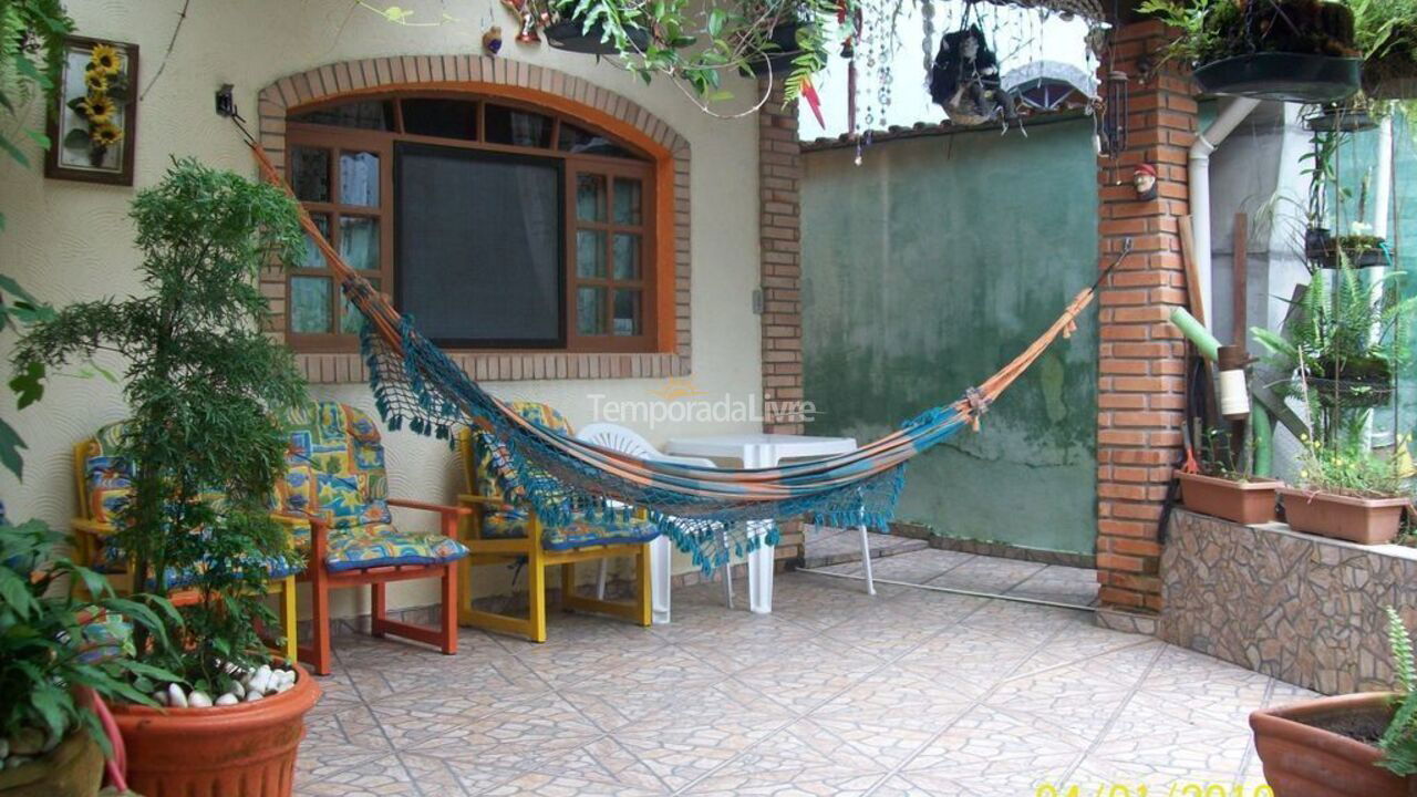 Casa para aluguel de temporada em Ubatuba (Maranduba)