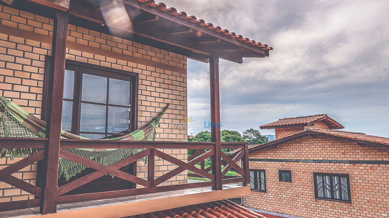 Casa para alquiler de vacaciones em Imbituba (Praia do Rosa)