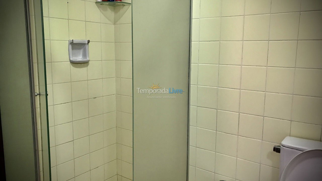 Apartamento para aluguel de temporada em Ubatuba (Praia das Toninhas)