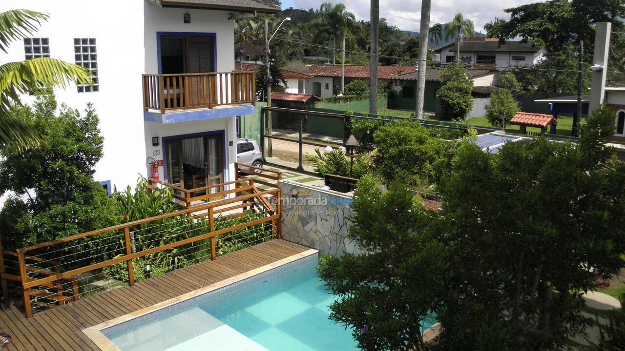 Casa para alquiler de vacaciones em Ubatuba (Praia do Lázaro)