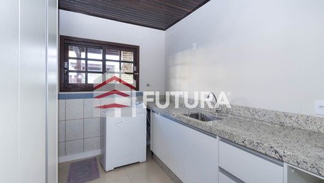 Casa para aluguel de temporada - Praia de Bombas, Bombinhas SC