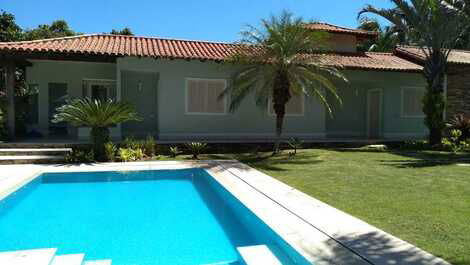 Excellent house with pool, barbecue, pizza oven and sauna.