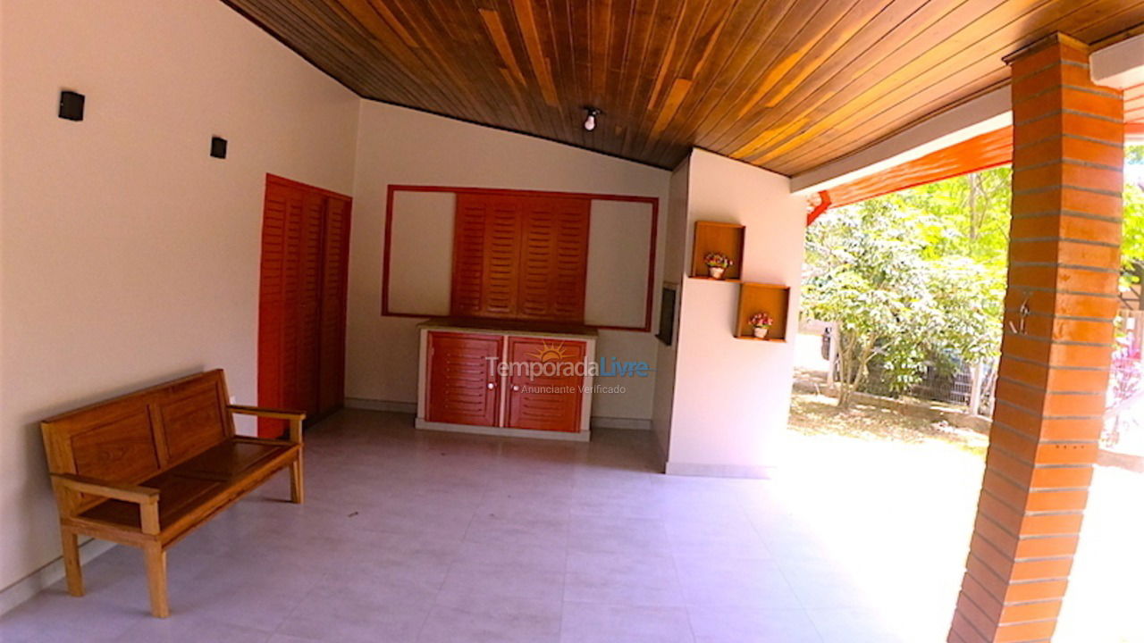 Casa para aluguel de temporada em Garopaba (Praia da Ferrugem)