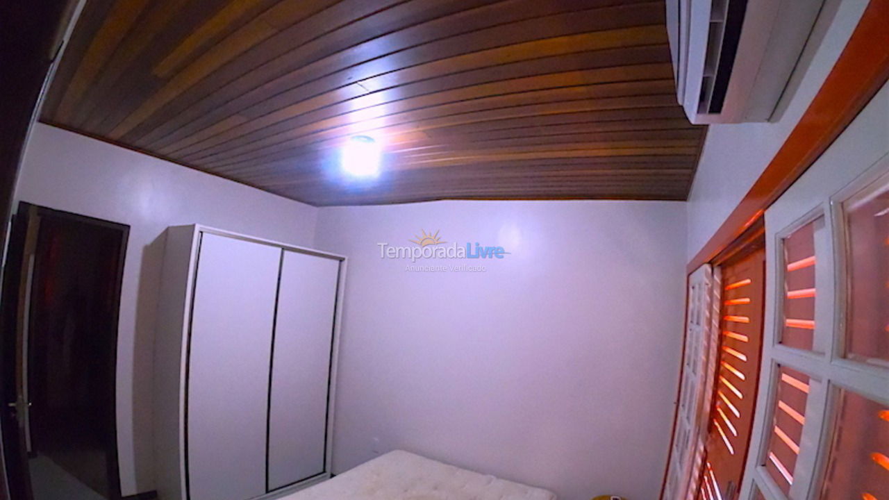 Casa para aluguel de temporada em Garopaba (Praia da Ferrugem)