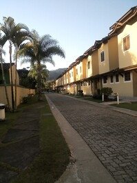 Comfortable house 100m from the juquehy beach Gated Condominium, Safe