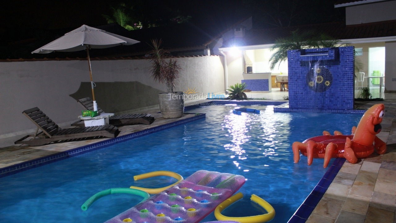 House for vacation rental in Bertioga (Condominio Morada da Praia)