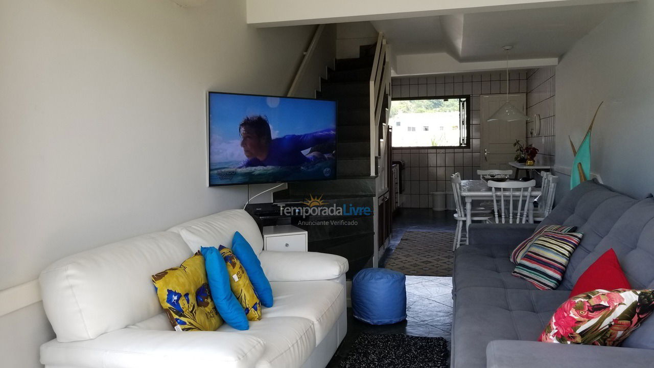 Casa para alquiler de vacaciones em Ubatuba (Praia das Toninhas)