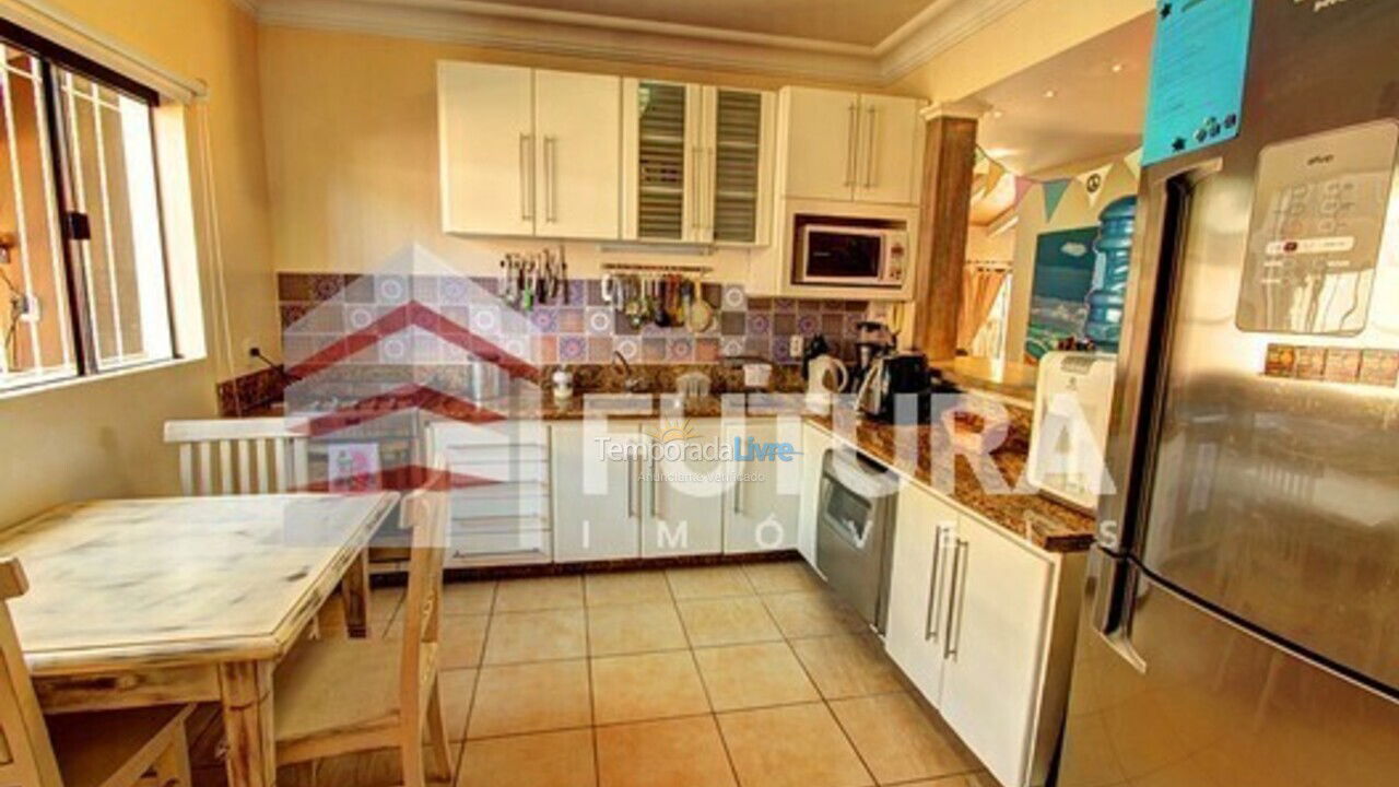 House for vacation rental in Bombinhas (Mariscal)