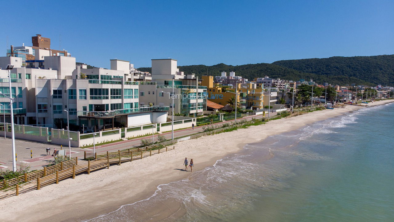 Apartamento para aluguel de temporada em Bombinhas (Praia de Bombas)