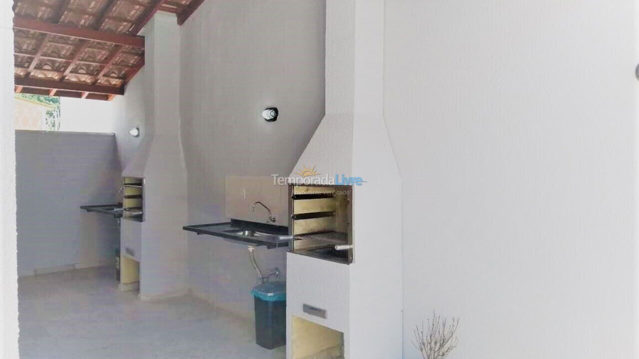 Apartamento para aluguel de temporada em Ubatuba (Maranduba)