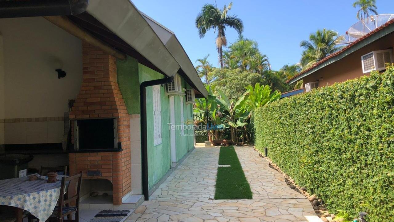 Casa para alquiler de vacaciones em Ubatuba (Cond Pedra Verde Domingas Dias)
