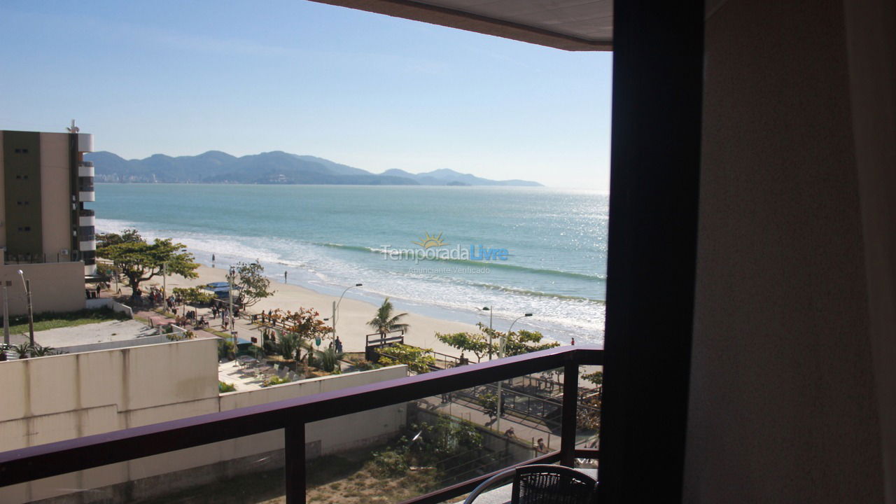 Apartamento para aluguel de temporada em Itapema (Meia Praia)