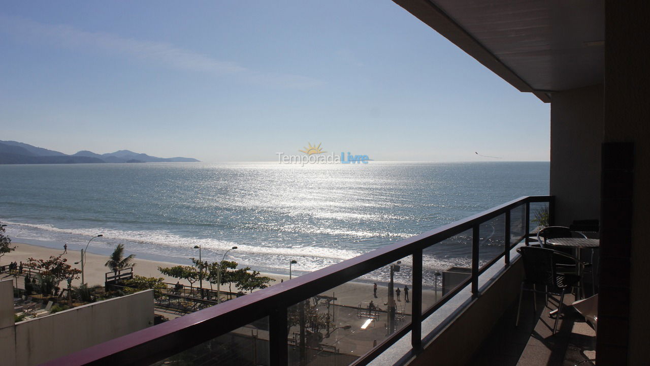 Apartment for vacation rental in Itapema (Meia Praia)