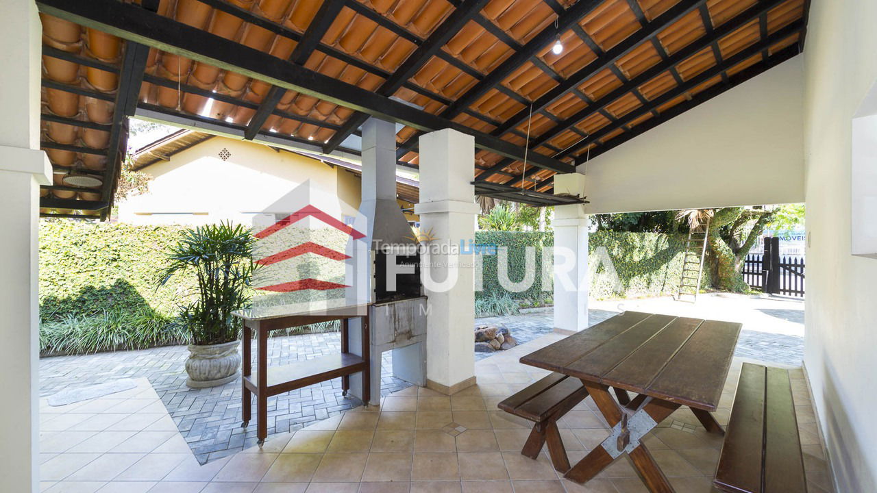 House for vacation rental in Bombinhas (Praia de Bombas)