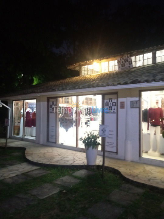Casa para alquiler de vacaciones em São Sebastião (Camburi)
