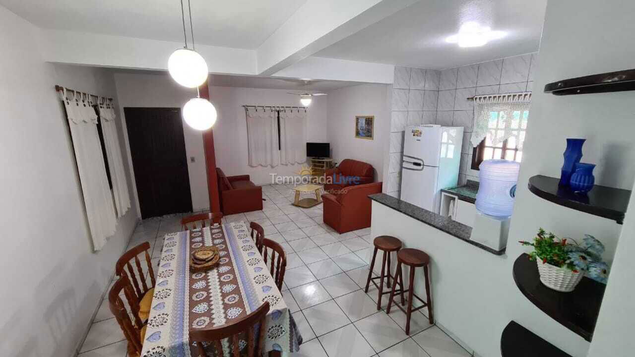 House for vacation rental in Bombinhas (Praia de Bombas)