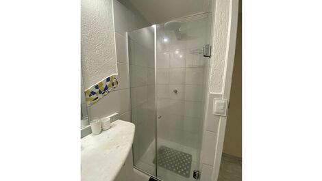 Rare Gem - Room in a Comfortable and Spacious Apartment in the Heart...