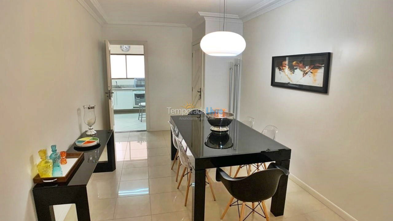 Apartment for vacation rental in Balneário Camboriú (Praia Central)
