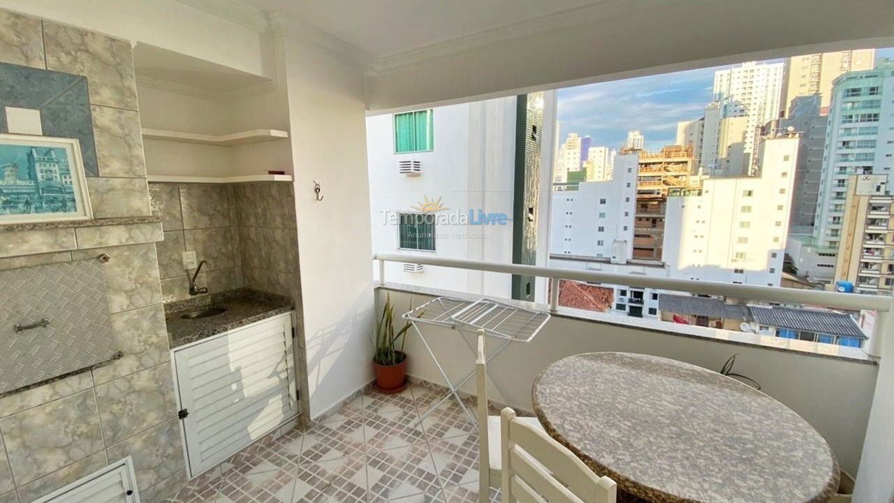 Apartamento para aluguel de temporada em Balneário Camboriú (Praia Central)
