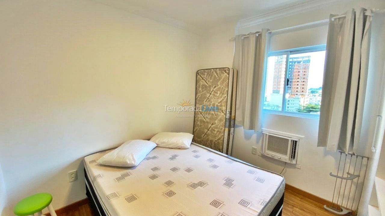 Apartamento para aluguel de temporada em Balneário Camboriú (Praia Central)