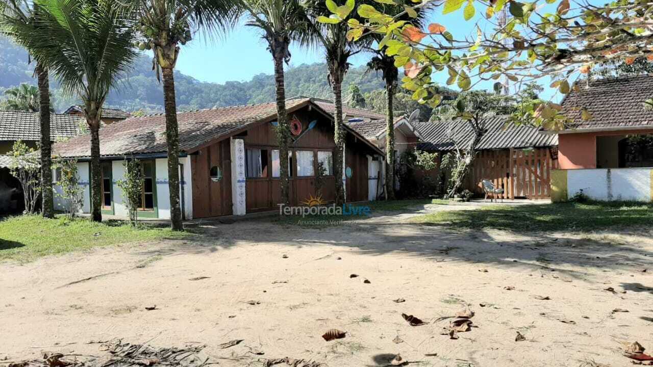 Casa para alquiler de vacaciones em Ubatuba (Enseada)