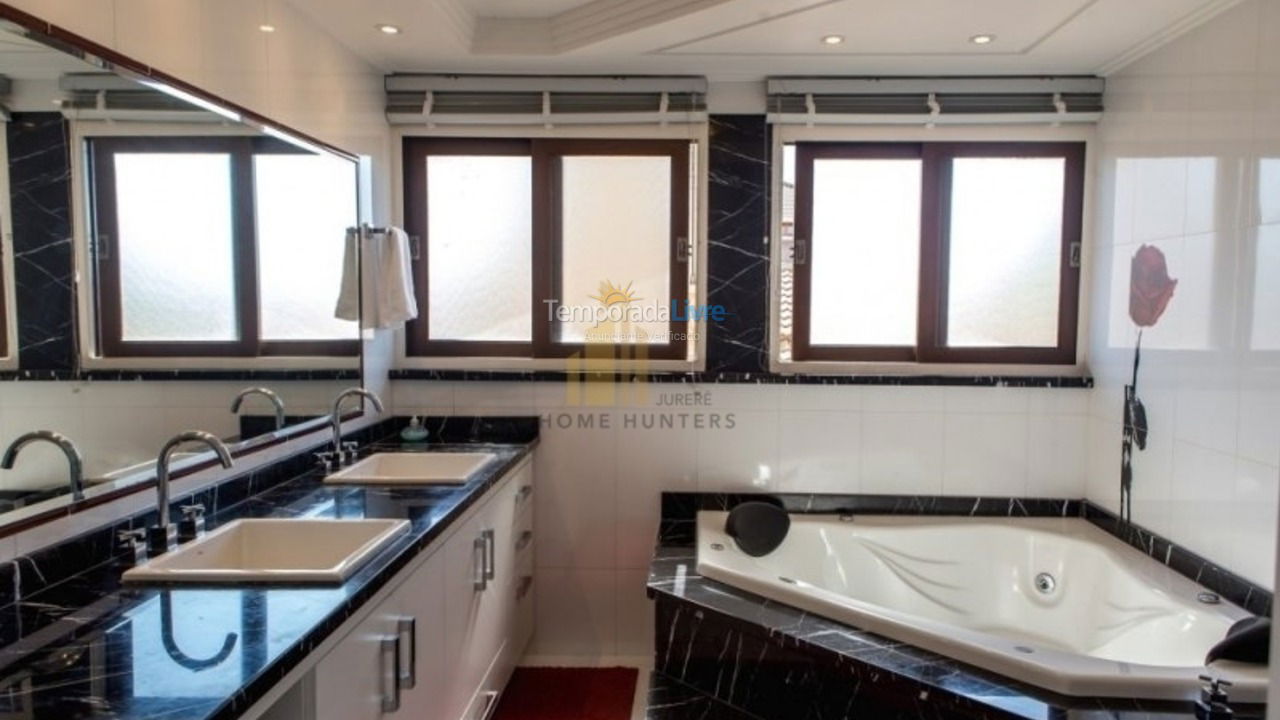 Casa para alquiler de vacaciones em Florianopolis (Jurerê Internacional)