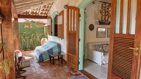 Charming House - 3 suites with air cond, tv churrasq winking, beach 200 m