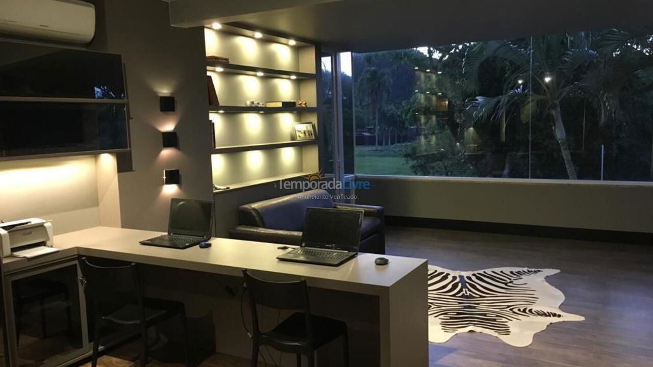 Casa para alquiler de vacaciones em Florianopolis (Jurerê Internacional)