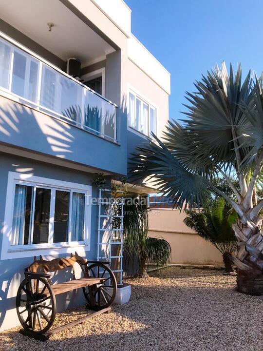 Casa para alquiler de vacaciones em Bombinhas (Praia de Zimbros)