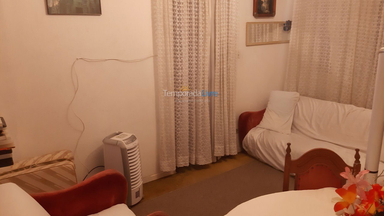 Apartment for vacation rental in Santos (Gonzaga)