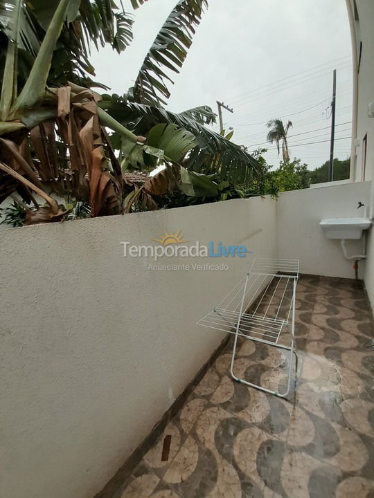 Apartamento para aluguel de temporada em Florianopolis (Campeche)