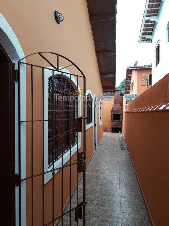 House for vacation rental in Mongaguá (Balneario de Itaoca)
