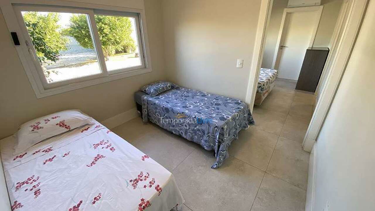 Casa para aluguel de temporada em Florianopolis (Jurerê Internacional)