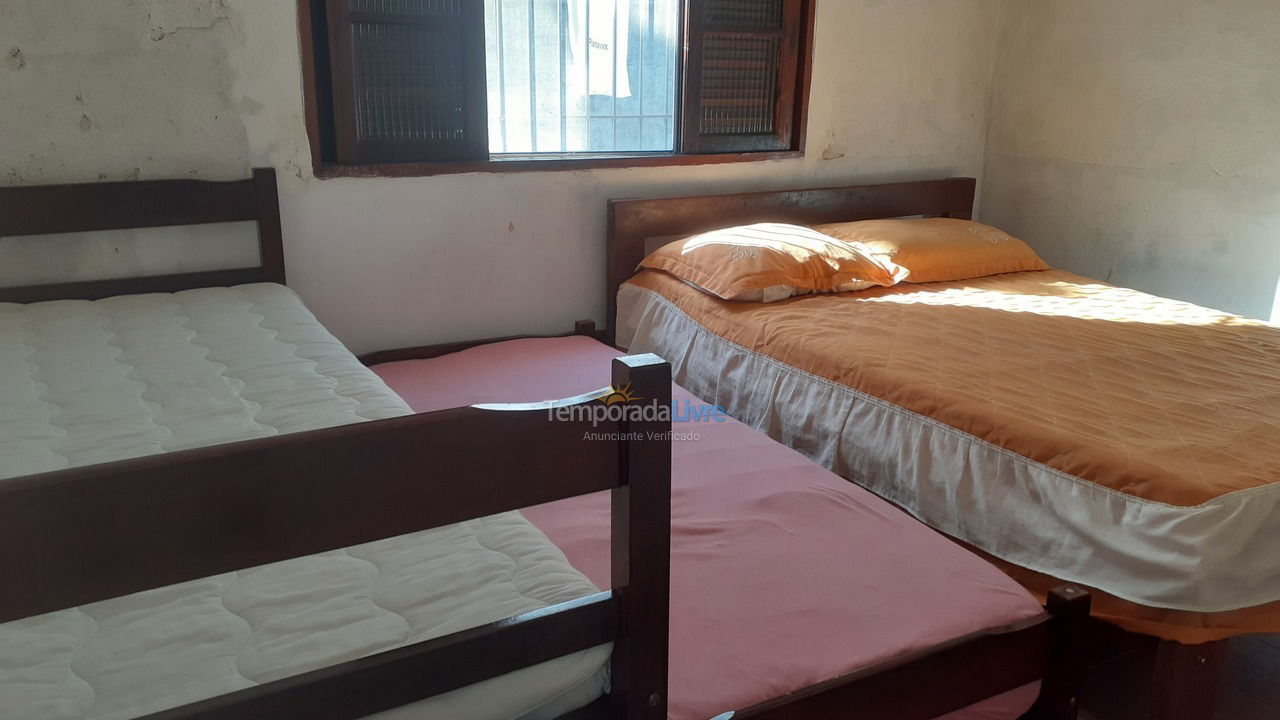 Casa para aluguel de temporada em Caraguatatuba (Martim de Sá)
