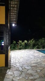 Casa na Praia Boissucanga c Piscina, Ar Condicionado e Internet Wi-Fi.