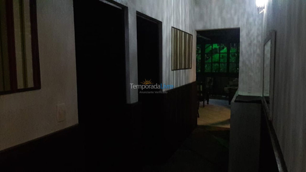 Casa para aluguel de temporada em São Sebastião (Boiçucanga)