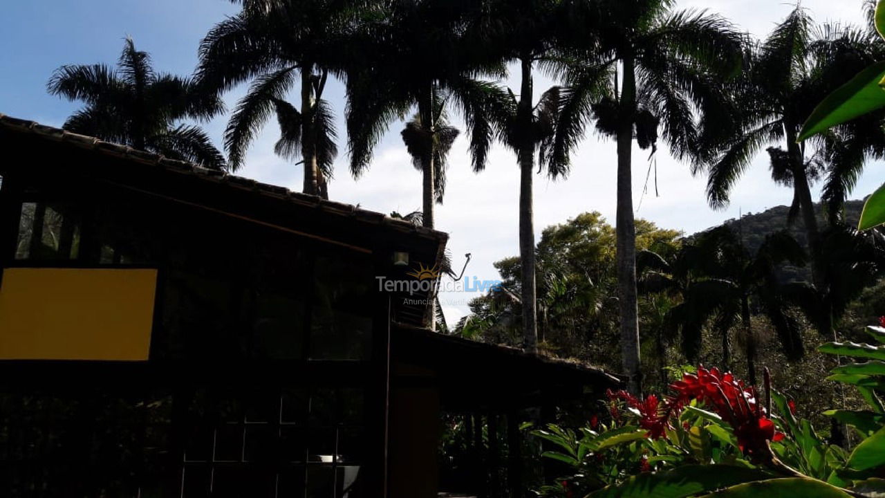 Casa para aluguel de temporada em São Sebastião (Boiçucanga)