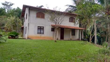 Ranch for rent in Santa Leopoldina - Distrito de Mangaraí
