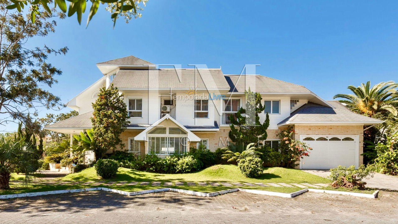 Casa para aluguel de temporada em Florianopolis (Jurerê Internacional)