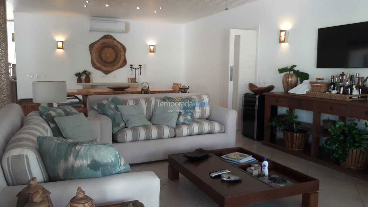 Casa para alquiler de vacaciones em São Sebastião (Praia da Baleia)