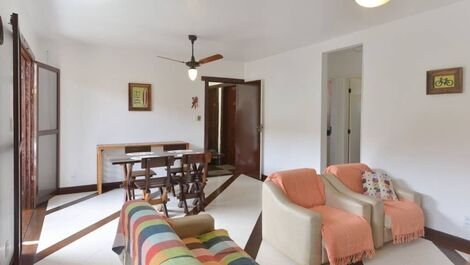 Duplex with 4 bedrooms, 500 meters from the beach, with pool