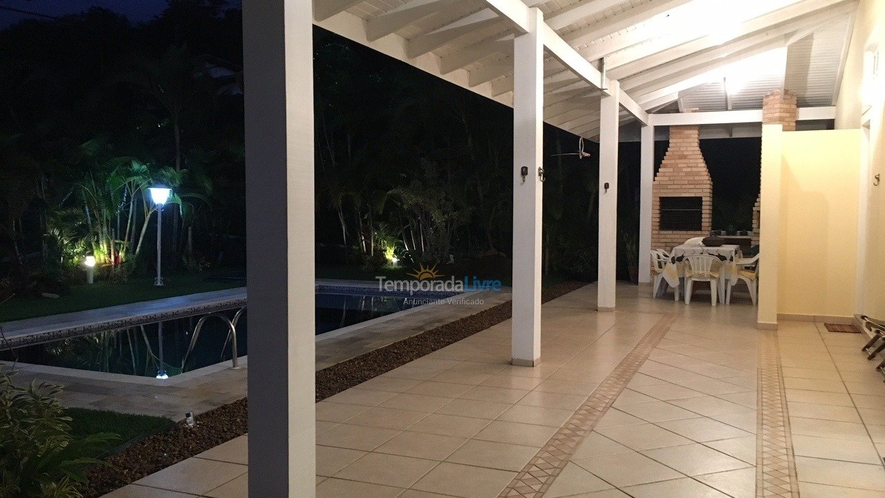 House for vacation rental in São Sebastião (Paúba)