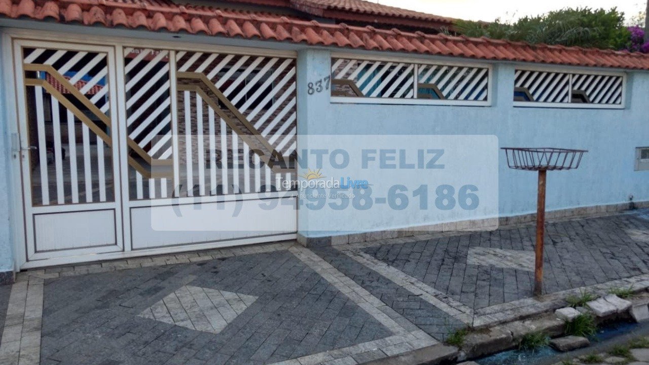 Casa para aluguel de temporada em Peruíbe (Tres Marias)